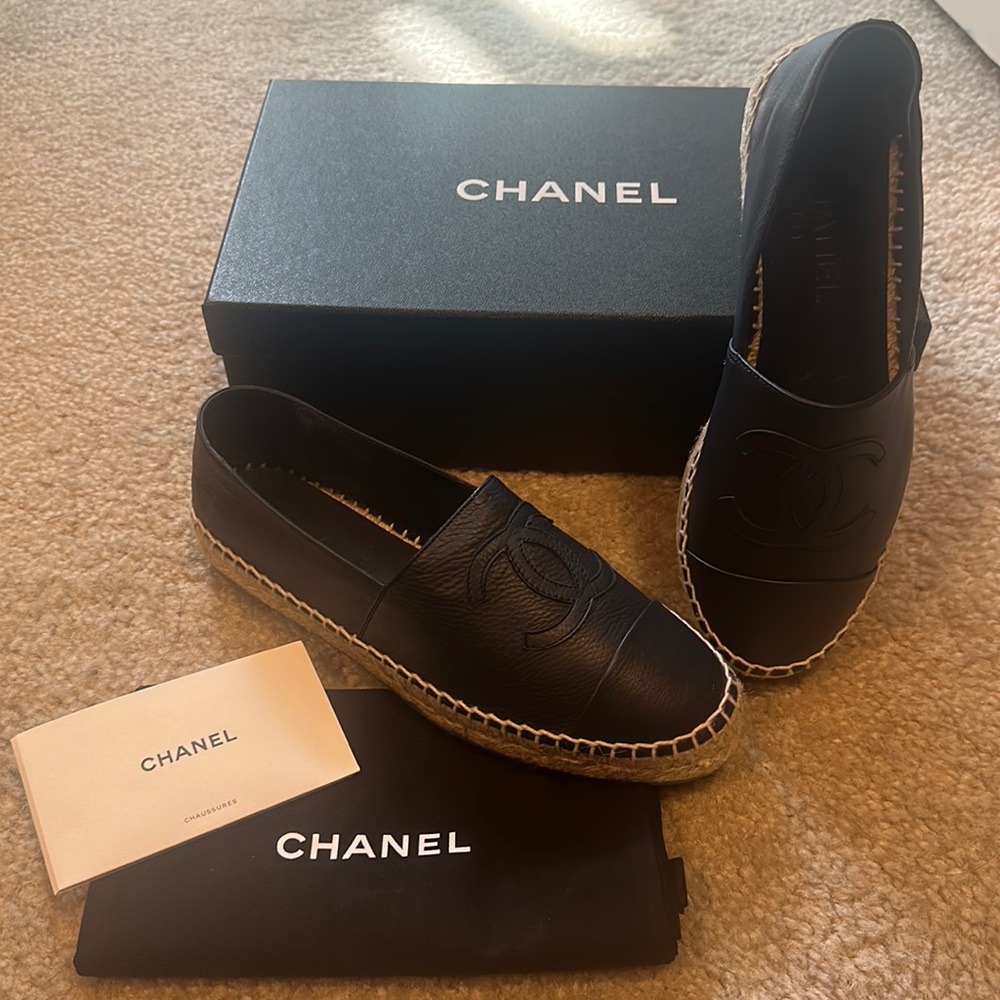 Chanel espadrilles in navy